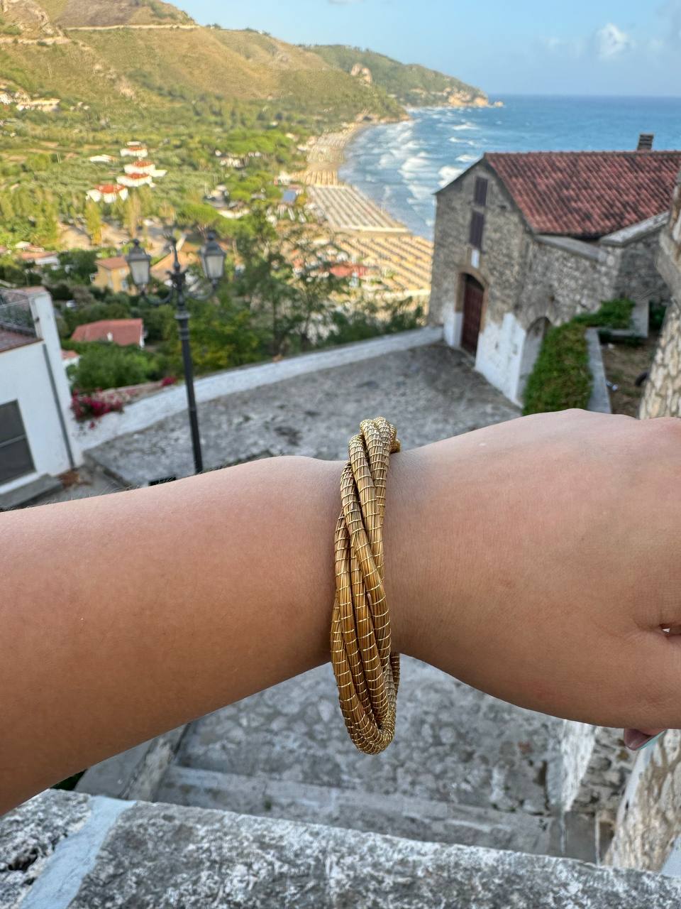 Bracciale "a giro"